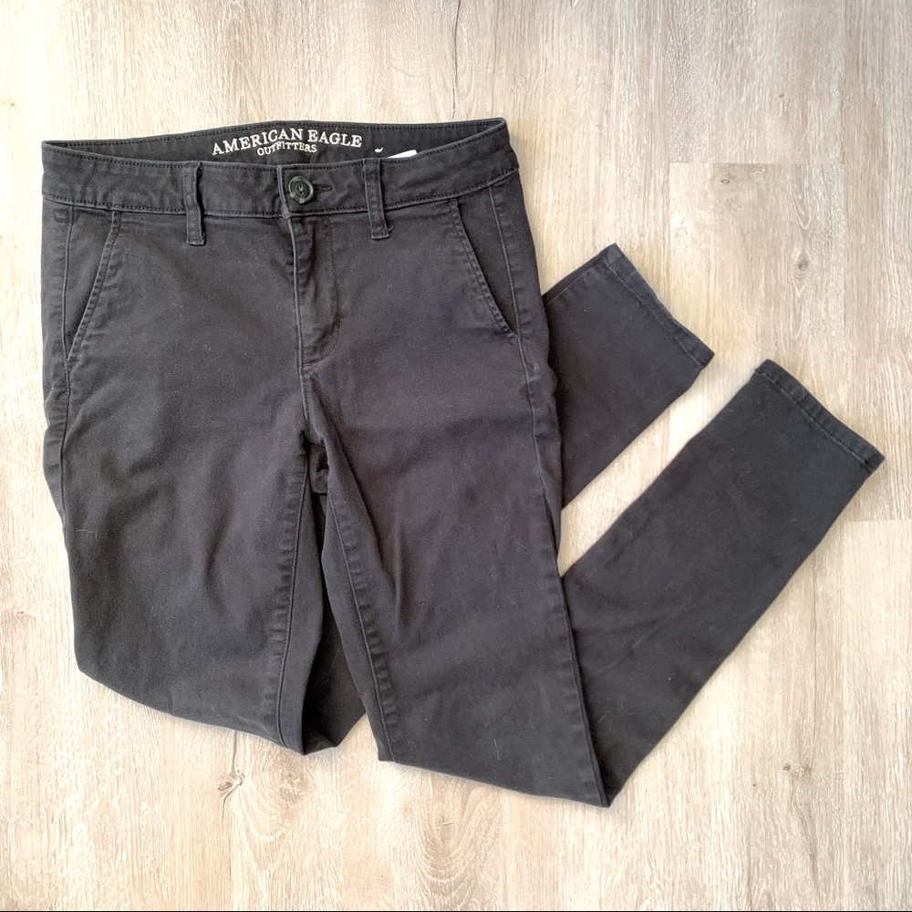 American Eagle black skinny pants